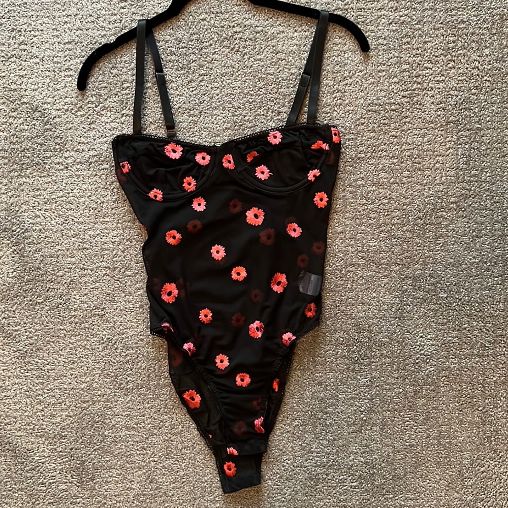 PRINCESS POLLY BODYSUIT